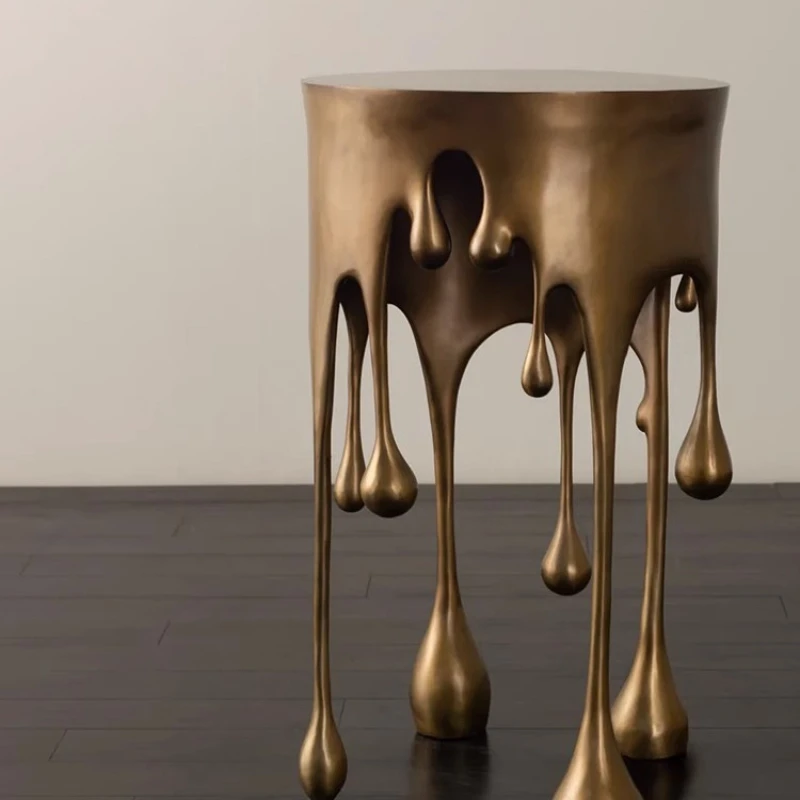 

Special-shaped modern light luxury art metal wind villa living room balcony outdoor coffee table side coffee table