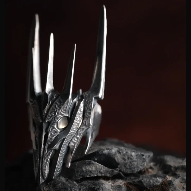Outdoor Portable EDC Dark Gothic Style Dark Lord Ring with Adjustable Opening Tool
