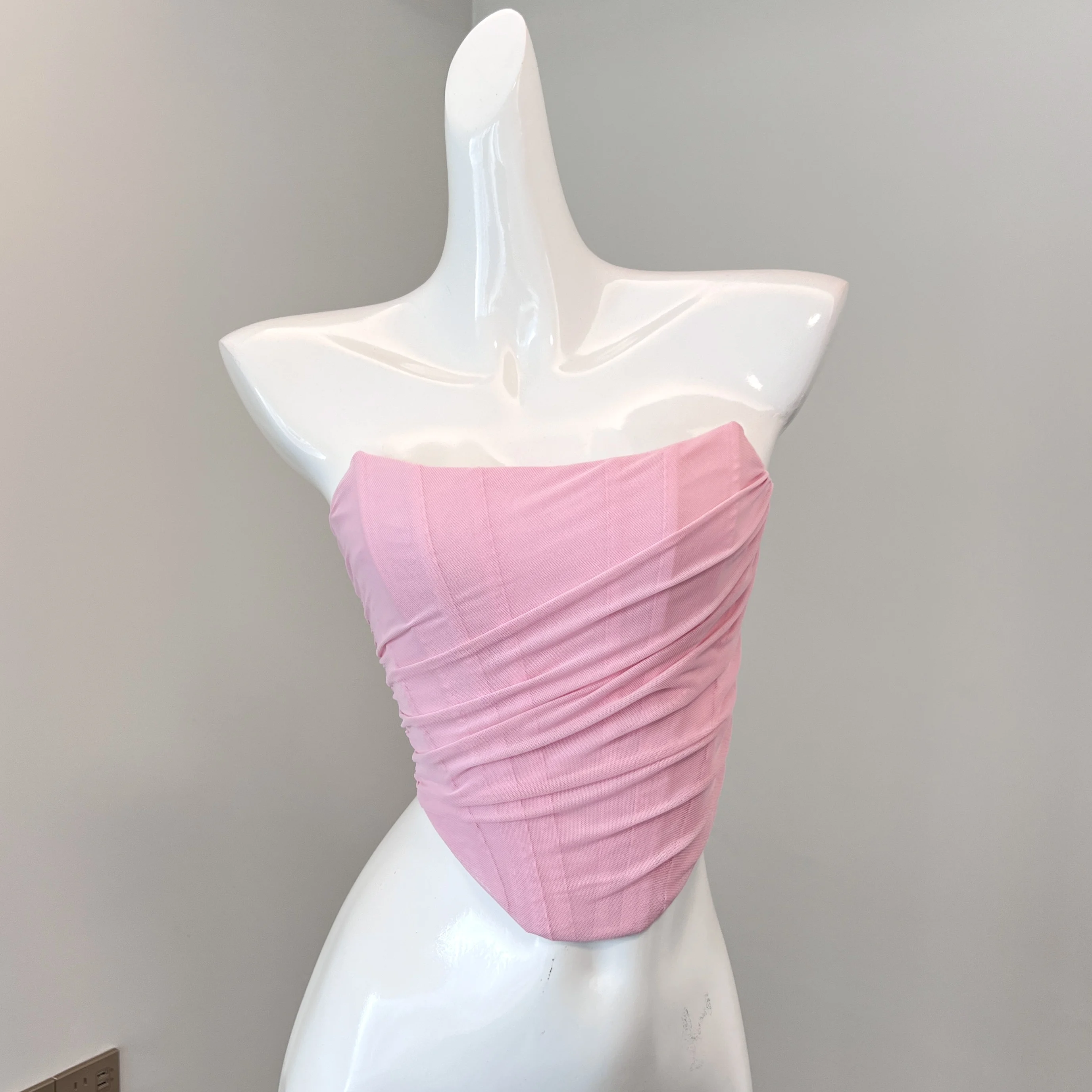 Top Corto Sexy y Moldeador con Espalda Descubierta y Tirantes Invisibles, Estilo Moderno para Mujeres Jóvenes, Ropa de Verano