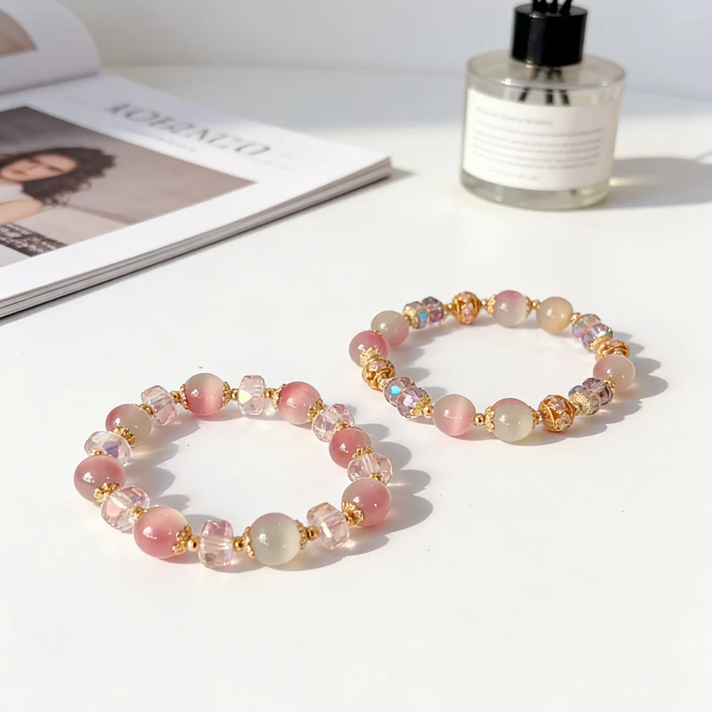 

Pink Gradient Cat Eye Stone Crystal Beaded Bracelet Gold Metal Charm Elastic Stretch Bangle Minimalist Elegant Jewelry for Women