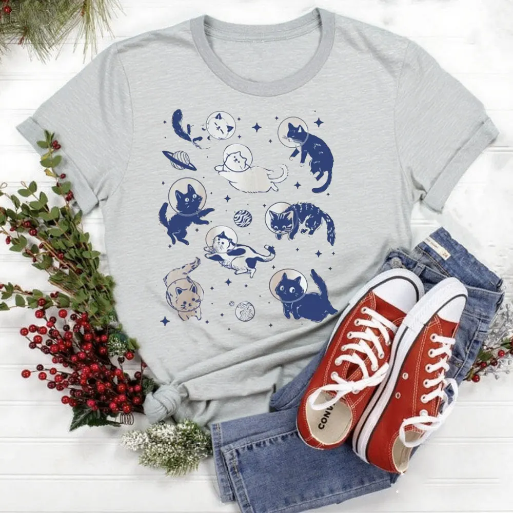 Cats in Space Shirt Funny Cat Tshirt Women Shirt Aesthetic Graphic Retro Vintage Tops Casual for Daily Wear and Casual Outings