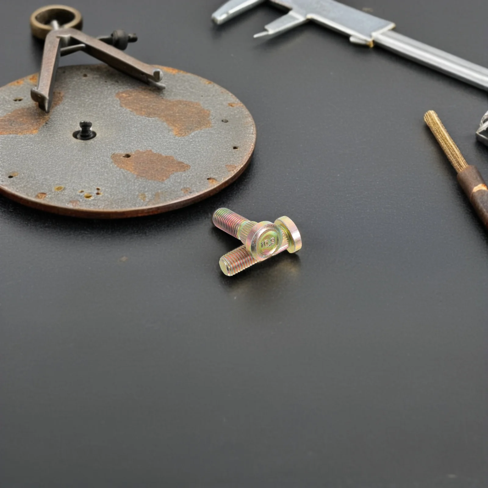 

2Pcs Metal Car Wheel Hub Bolts M10 Easy Installation Stable Fastening Replacement for Various Vehicles Automotive Tire Bolt