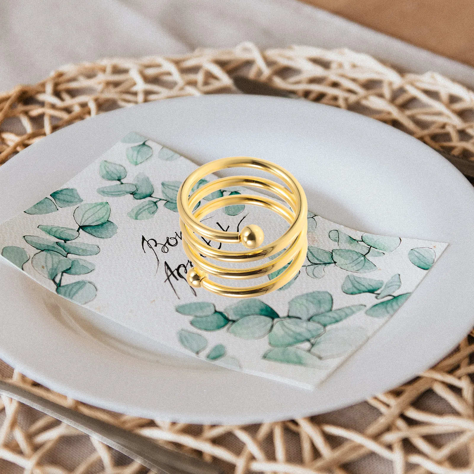 

4Pcs Functional Iron Napkin Buckles Elegant Napkin Rings for Home Table Decor