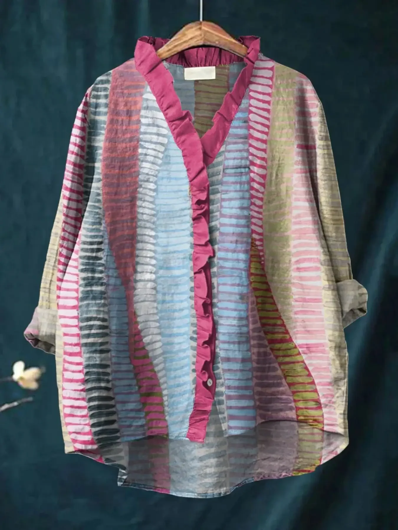 2026 women's long sleeved lace shirt with exquisite retro floral pattern design, Provide mint green and colorful patterns