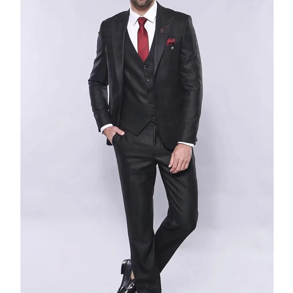 2023 New Fashion Men Black Peaked Lapel Suits Business Casual Formal Costume Homme Slim Fit 3 Pcs Set Jacket Vest Pants Terno