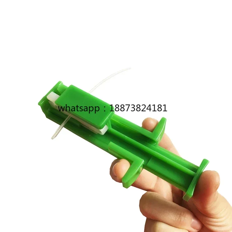 Unique and Patented Design Disposable Umbilical Cord Clamp Cutters with Security Lock fast shipping