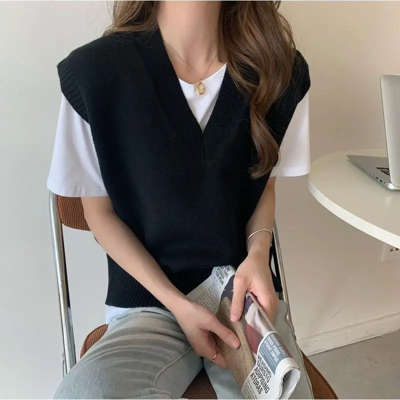 Sweater Vests Women Gentle Vintage Solid Fashionable Loose All-match V-neck Knitted Studnets BF Couple Soft 5 Color Harajuku Y2k