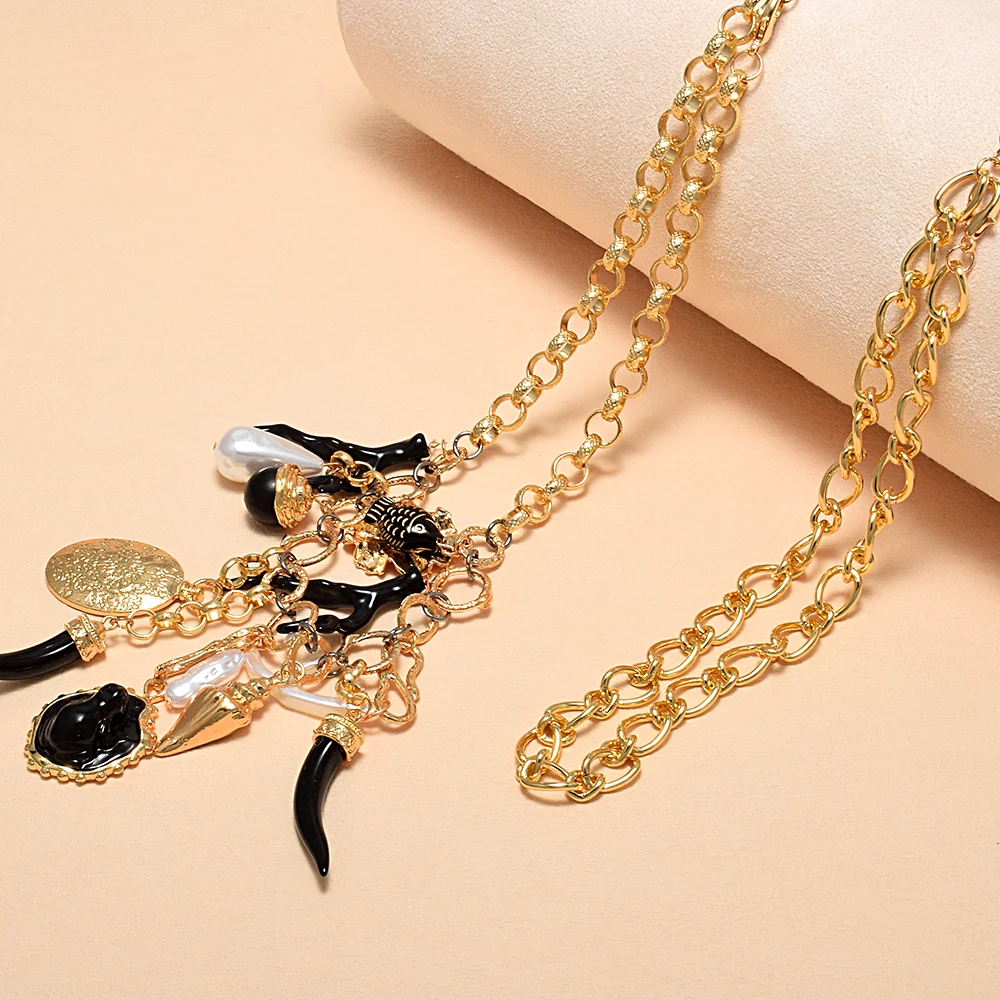 

New trendy metal necklace High-quality elegant golden necklace Hot-selling women's jewelry accessories