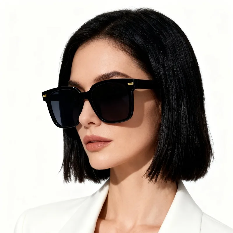

Modern Black Charm Large Square Frame, Exuding High-End Aura, Fashionable Eyewear for Trendsetters Sunglasses for Women