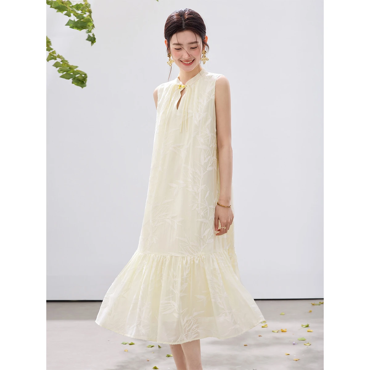 VIMLY Women's New‑Chinese‑style Bamboo‑leaf Embroidered Dress 2026 Summer Elegant Fashion Stand‑collar Cami Dress Female A5221