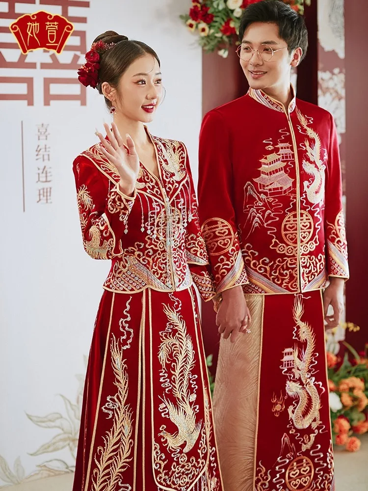 Chinese Style Wedding Dress Traditional Couple Cheongsam Vintage Red Dragon Phoenix Embroidery Dress Qipao