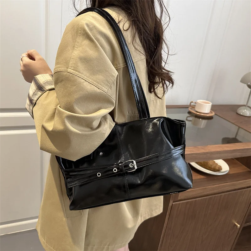 PU Leather Large Capacity Women's Shoulder Bag Tote Commuter Bag Simple Vintage Cross-Border New Style Bag Versatile Sensation