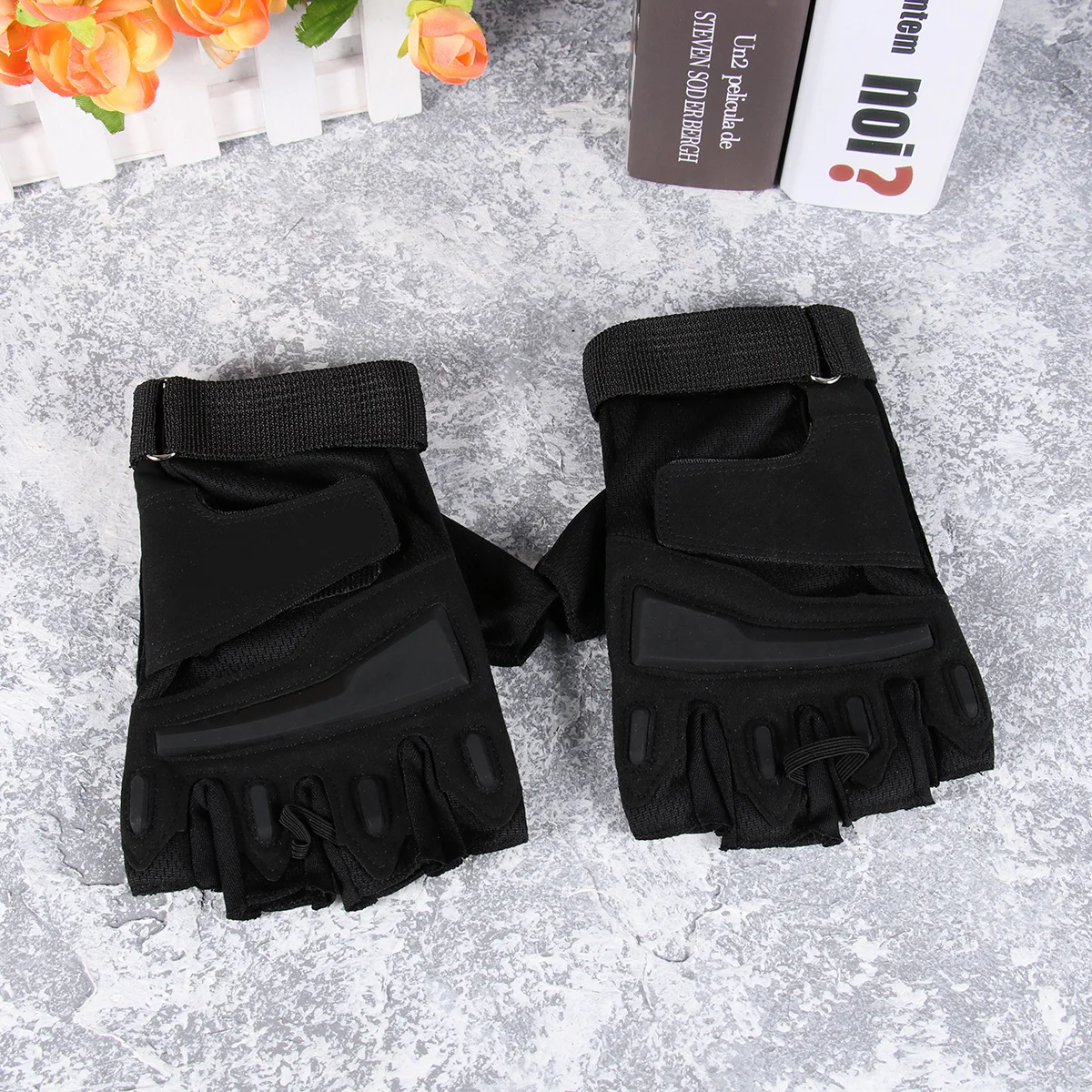 

Breathable Cycling Gloves Black L Half Finger Shockproof Anti Slip for Men Women Spring Summer Fall Sports Cycling Gloves