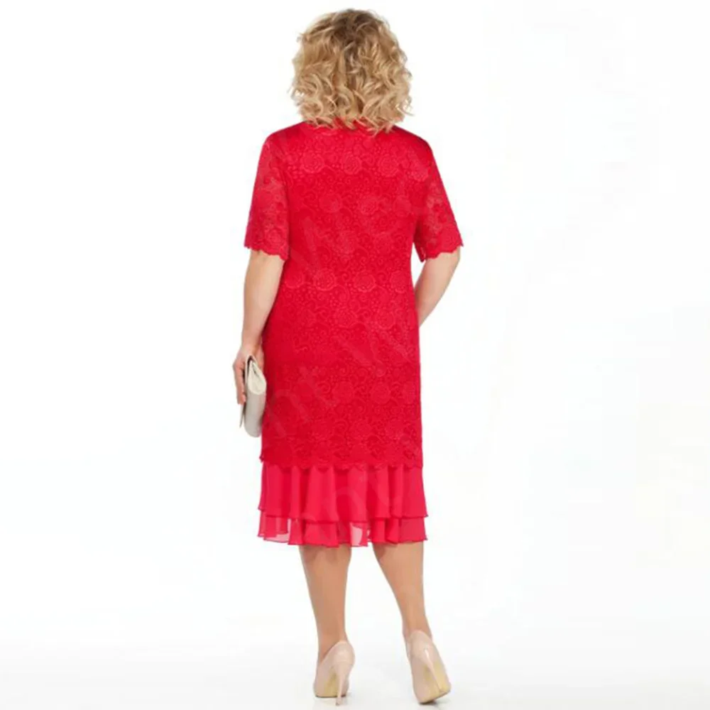 New Arrival Red Plus Size Mother of the Bride Dresses Lace   Half Sleeves Round Neck Wedding Party Gowns Tea Length