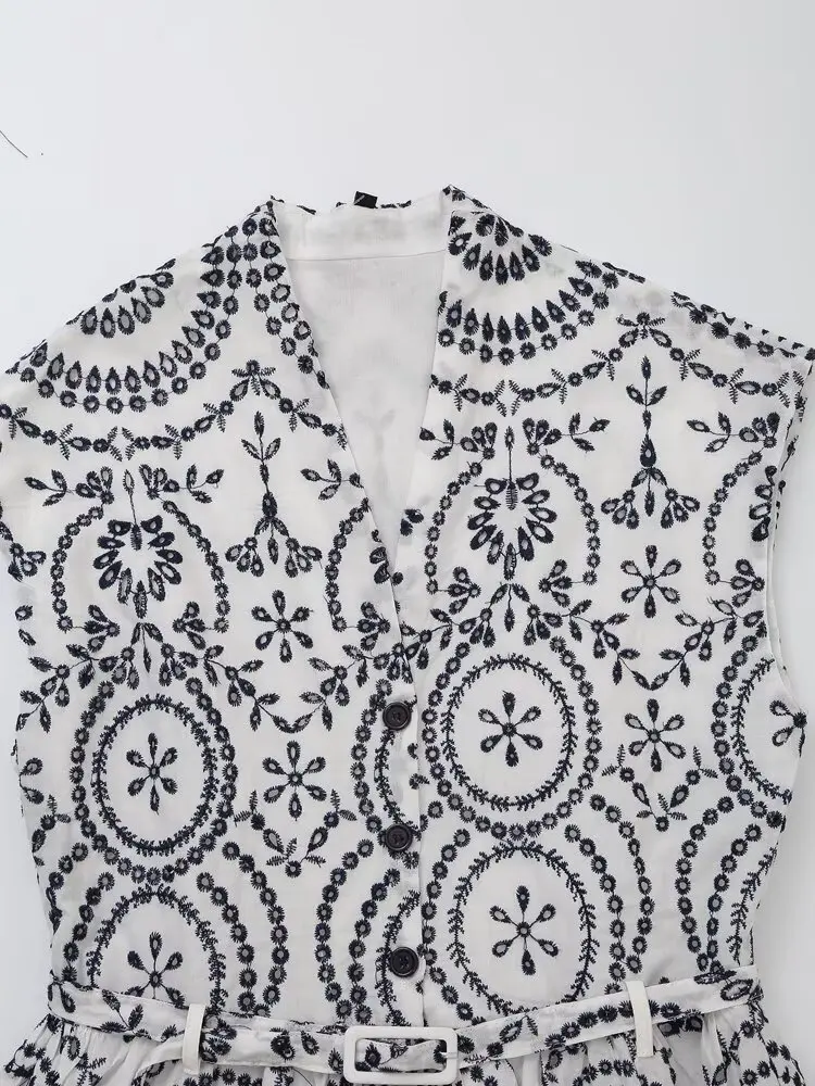 فساتين نسائية صيفية مطرزة أنيقة من KONDALA بدون أكمام ورقبة على شكل حرف v وأزرار وشاحات فساتين غير رسمية موضة 2025 فساتين عتيقة