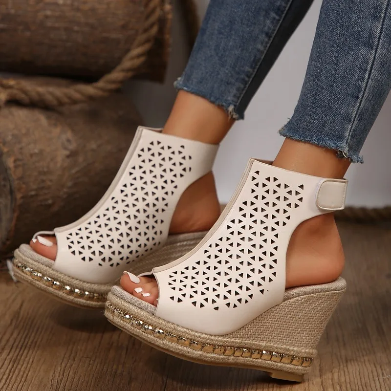 2024 Shoes Ladies Peep Toe Women\'s Sandals Plus Size Dress Sandals Women Hollow Rivet Bordered Super High Wedges Shoes Women