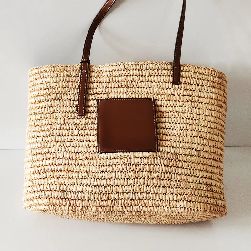 Hand Woven Straw Handbag Bag Women\'s Travel Fashion Bag Trendy Bohemian Literary Fashion Simple Bucket Beach Bag Grocery Bag