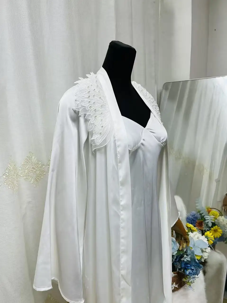 Women's Angel Wing Loungewear Set Casual Robe & Strappy Chemise Organza Embroidery Feather Collar Home Robe and Boudoir Bathrobe
