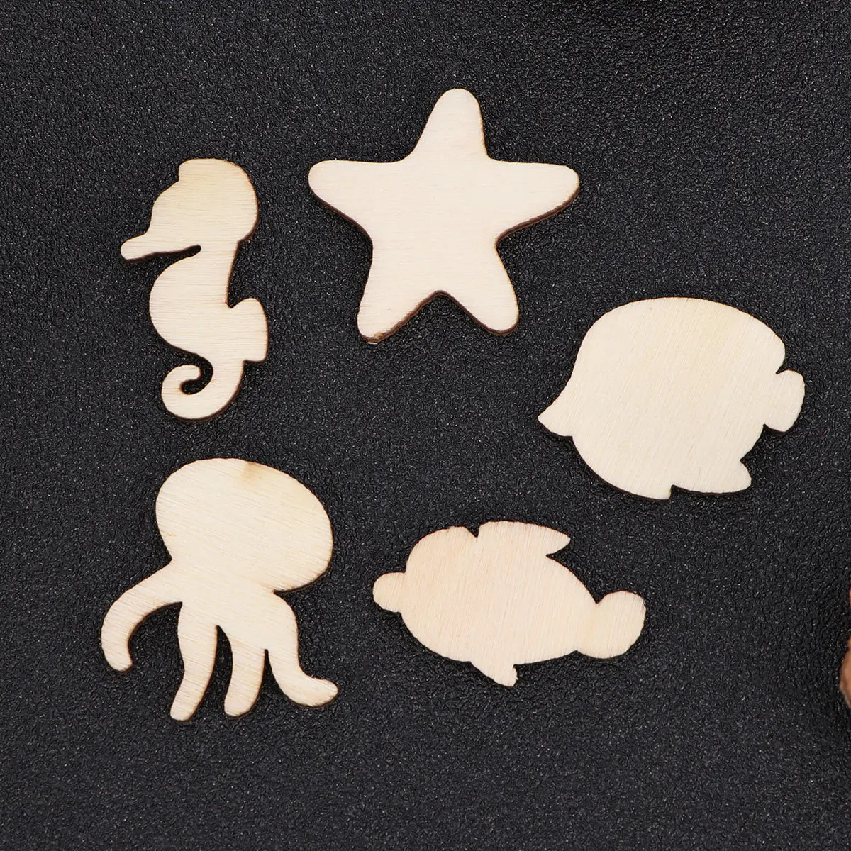 

200Pcs Wooden Craft Shapes Cartoon Marine Animals Smooth Surface DIY Decor Birthday Wedding Christmas Wooden Cutouts Ornaments