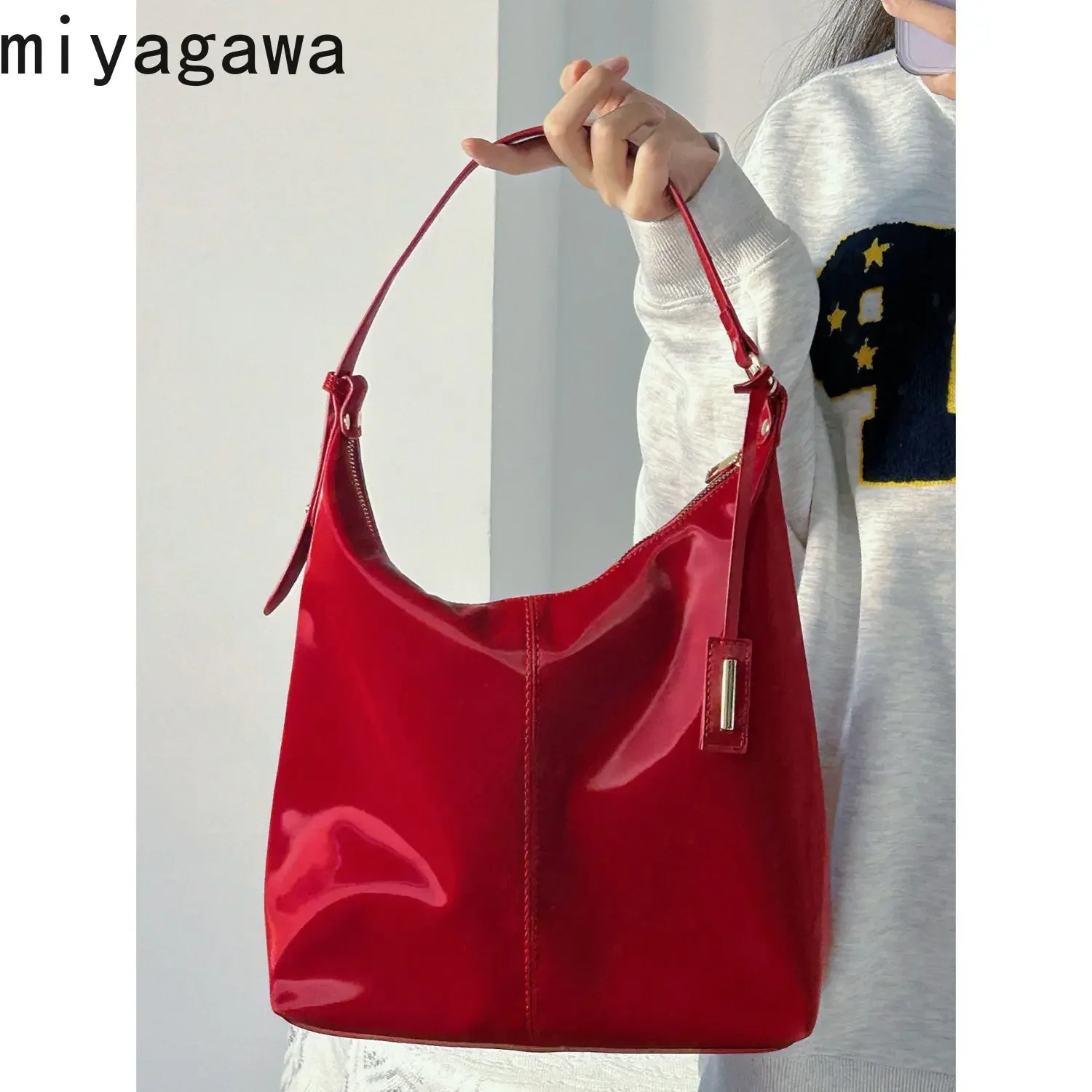 Miyagawa borsa Tote retrò di grande capacità per le donne 2023 nuova borsa a tracolla Versatile autunno/inverno di lusso rossa