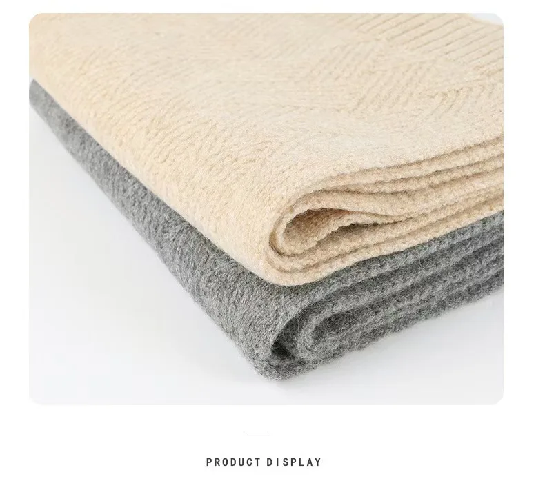 2025 Cappelli, sciarpe, guanti, set di tre pezzi, pelliccia calda, guanti invernali da uomo e da donna in stile britannico, guanti a maglia spessa, cappelli