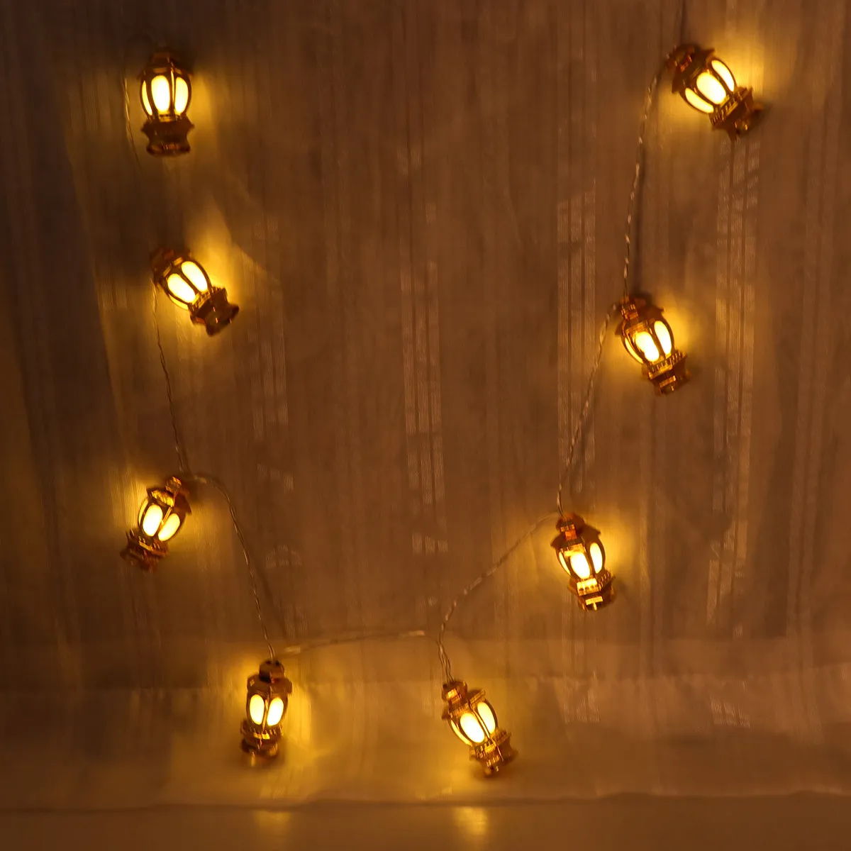 

LED 3D Lantern String Lights Battery Operated Warm White for Eid -Fitr Wedding Bedroom Outdoor Festival Decoration
