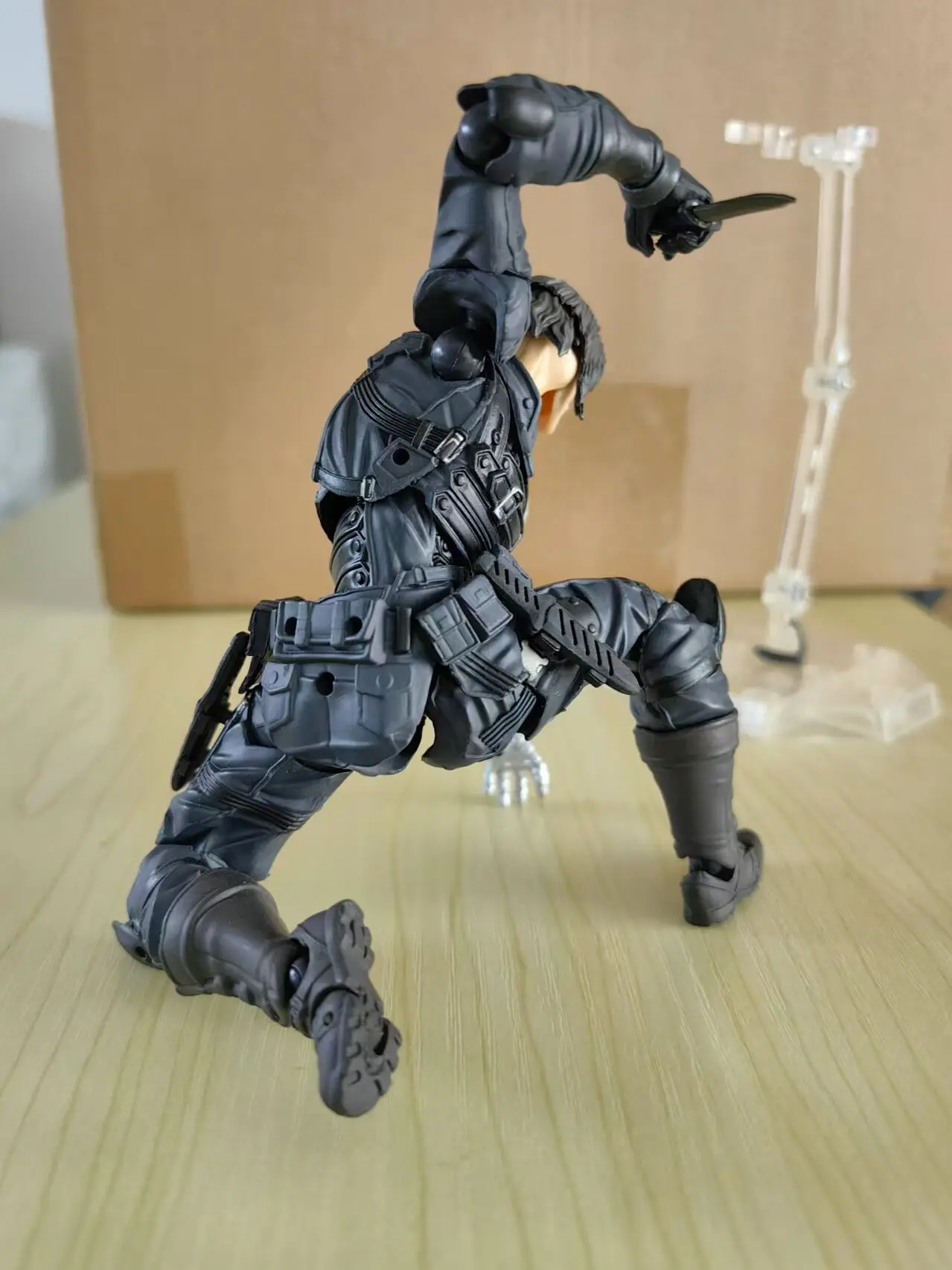 Kaiyodo soldado de invierno Revoltech increíble YAMAGUCHI Bucky Barnes Capitán América Anime figuras de acción juguete juguetes de cumpleaños regalos