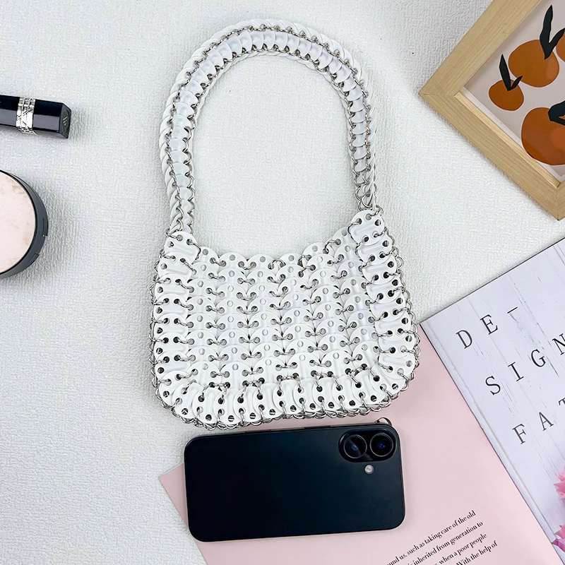 Shiny retro sequin bag handmade metal thick handheld phone mouth red envelope fashion trend bag