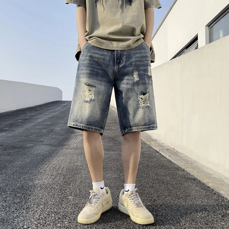 

Retro Hole Ripped Hem Denim Shorts Men Summer Thin Loose Bf Wide Leg Washed Five Parts Middle Pants Casual Trendy Shorts