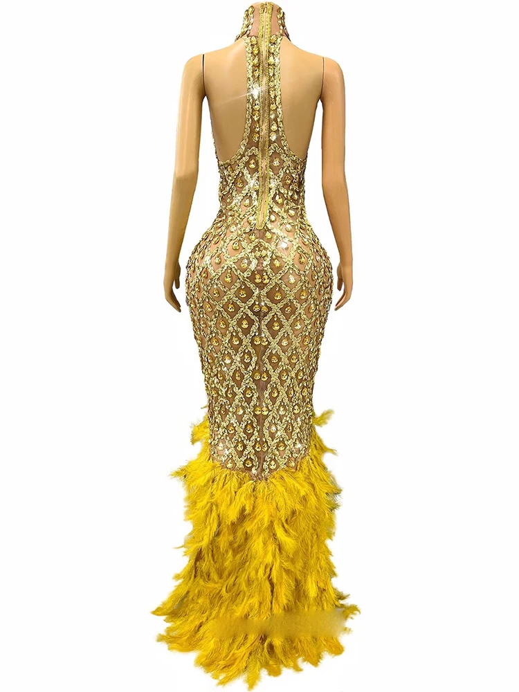 Wysokiej jakości sukienka z elastycznego materiału z piórami i dżetami, seksowna, z odkrytymi plecami, nowa moda 2025, odzież damska na zamówienie.