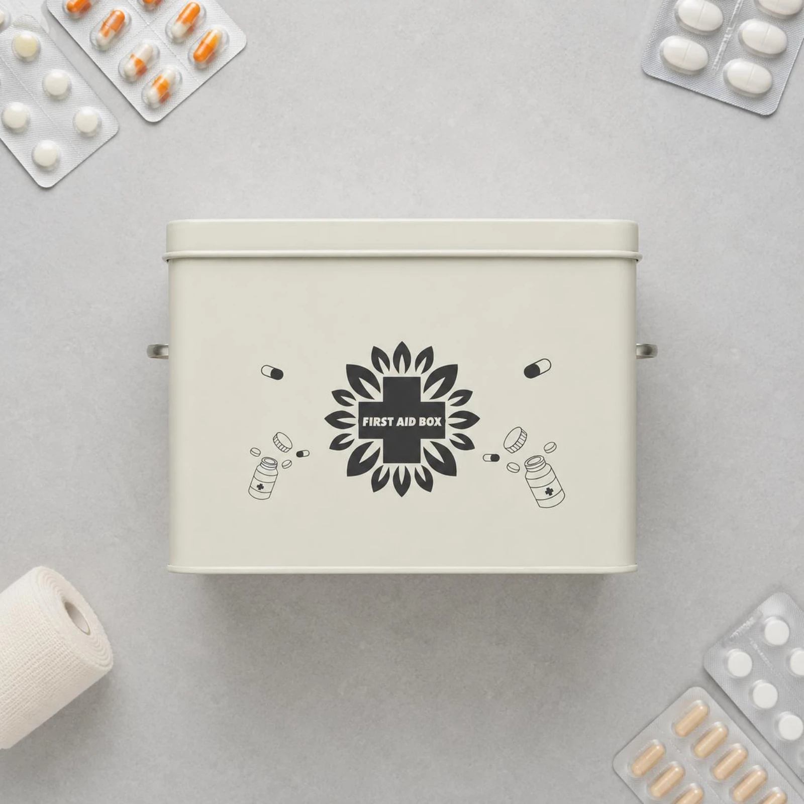 Metal First Aid Box Printed Graphics First Aid Storage Box Supply Organizer Polished Finish Moisture Resistant