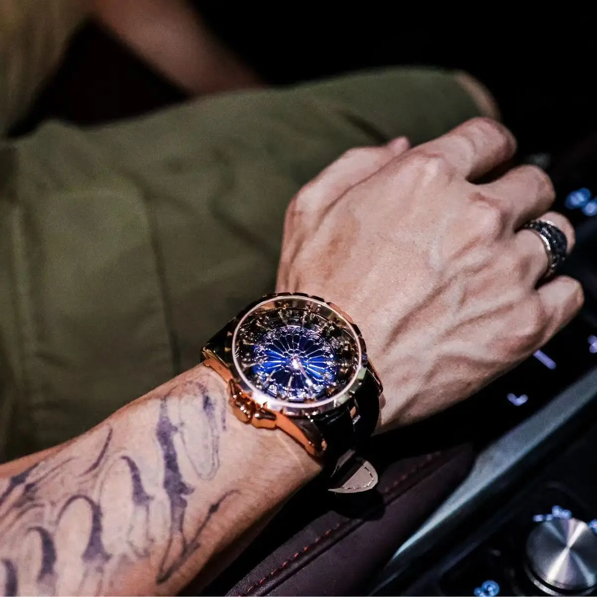 Luxurious and Elegant Men's Watch, Knights of the Twelve Tables Watch, Men's Wormhole Concept Non-Mechanical Watch, Men's Watch with Zodiac Signs, Niche Brand Men's Watch, Casual Style Fashion Accessory, the Best Gift for Him