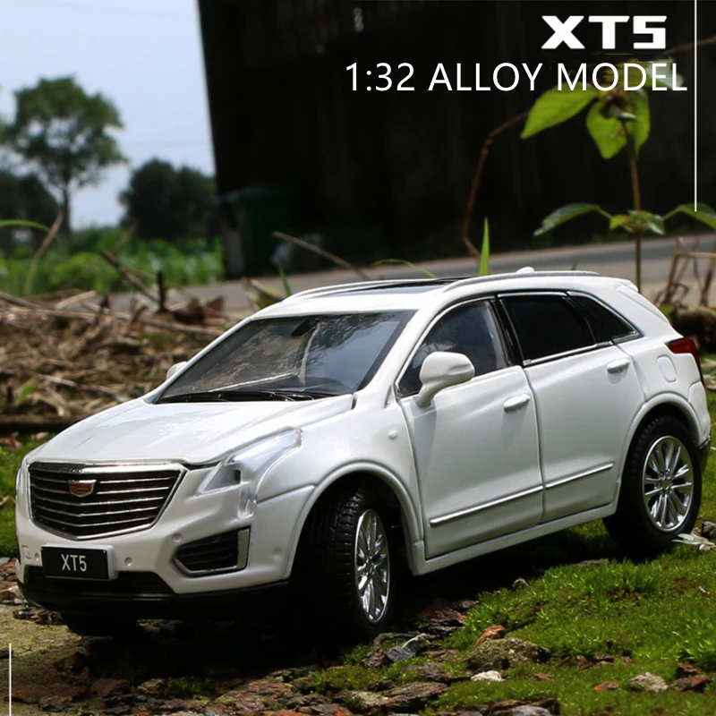 1:32 Cadillac XT5 SUV Alloy Car Model Diecasts Metal Toy Vehicles Car Model Simulation Sound and Light Collection Toy Gift