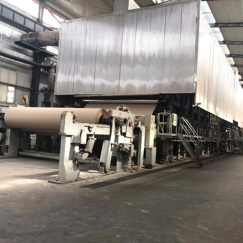 Golfkarton Productielijn, Winstgevende Projecten 2400Mm Afval Kartonnen Doos Pulping Kraft Gegolfd Papier Making Machine