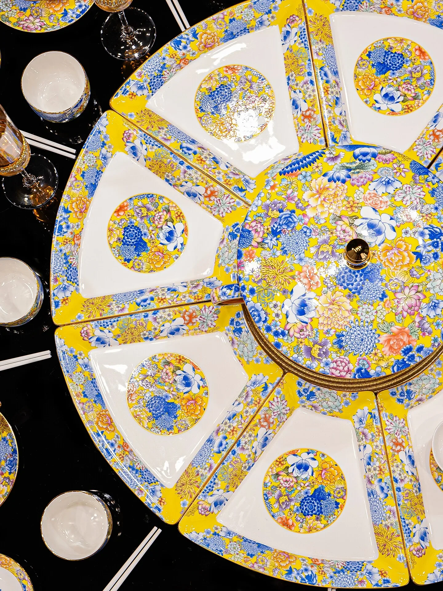 Enamel color Chinese round table tableware fan tableware platter combination bowl set court style Wanhua housewarming gift