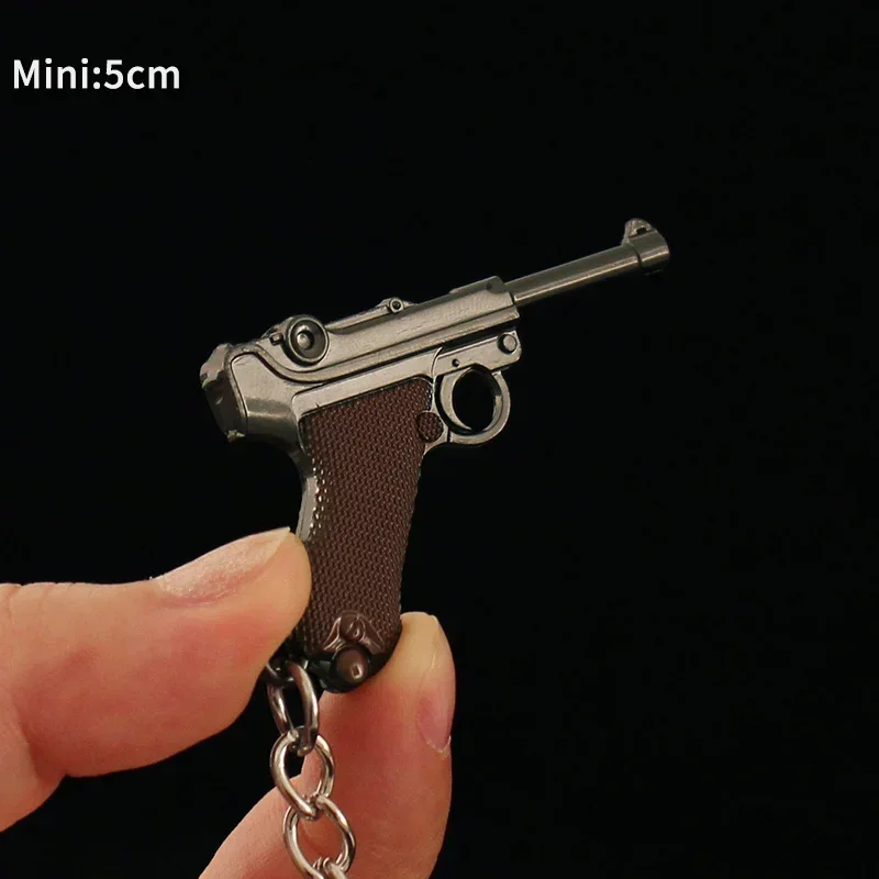 1:4 Toy Gun LugeP08 Metal Keychain Glok Colt 1911 Pistol Weapon Model Miniature Alloy Collection Pendant Holiday Gifts