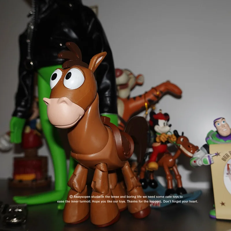 

Anime Toy Story Cute Japanese Retro Red Heart Horse Bulleye Handmade Doll Toy Ornament Model Gift