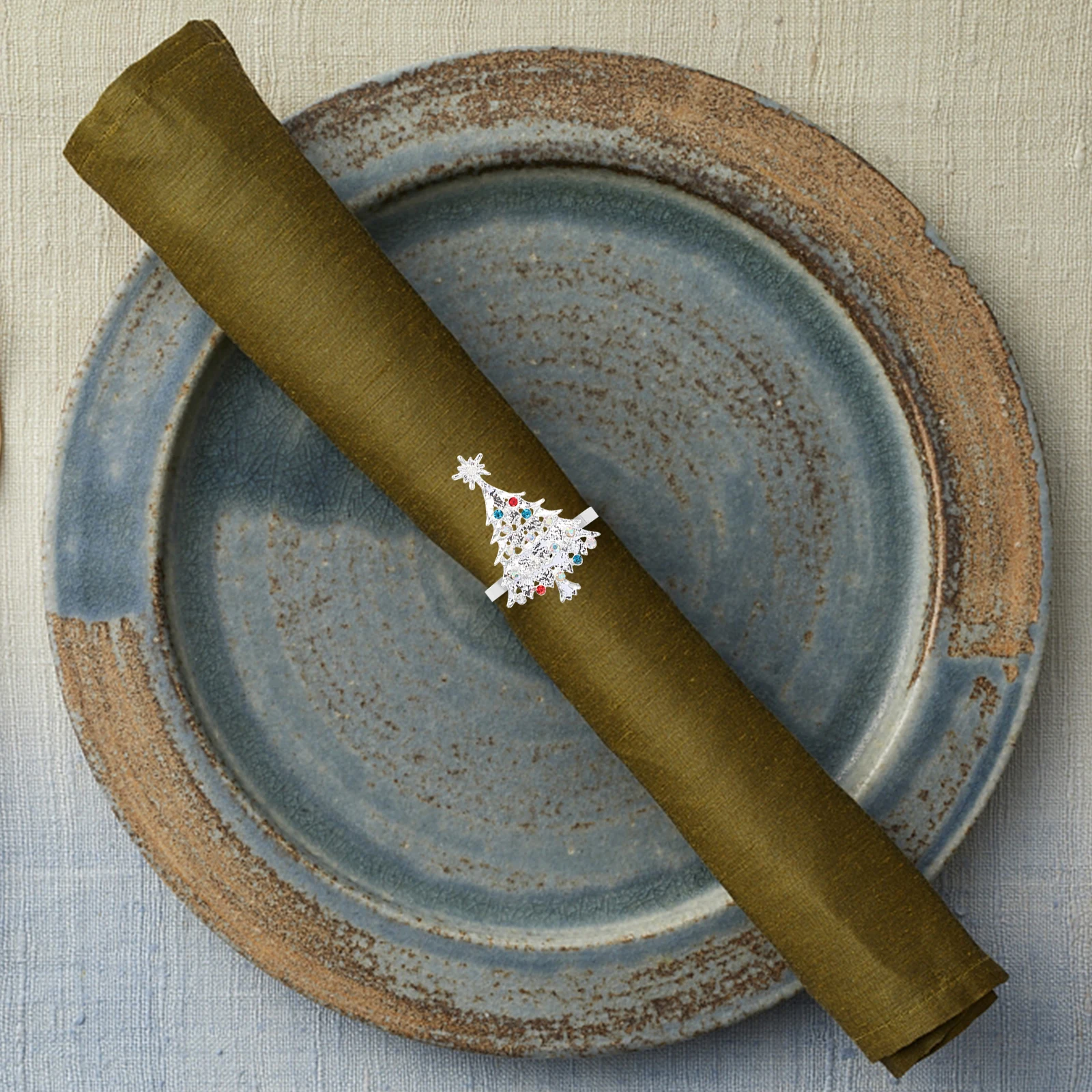 

6Pcs Napkin Ring Xmas Silver Exquisite Table Napkin Ring Supplies for Birthday Prom Holiday Party Warm Atmosphere Decor Accent