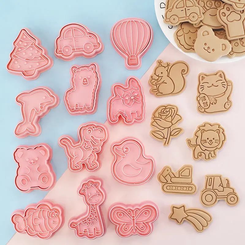 8 Pcs/set Cookie Cutters Plastic 3D Cute Cartoon Pressable Biscuit Mold Cookie Stamp Kitchen Baking Pastry Bakeware