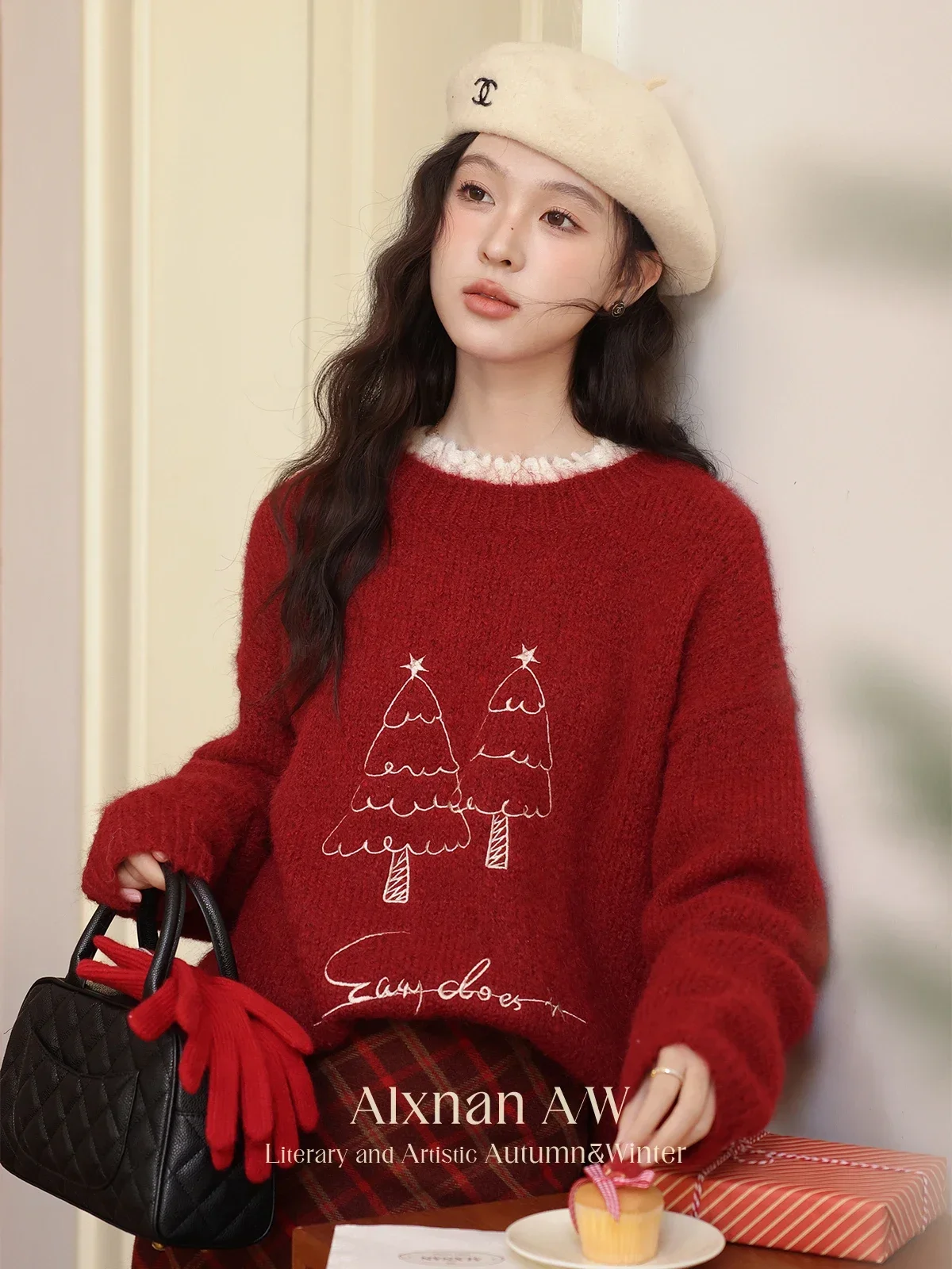 ALXNAN Women Red Warm Sweaters Gentle O-neck Christmas Tree Letter Embroidery Long Sleeve Jumper Winter Holiday Knit Tops L52583