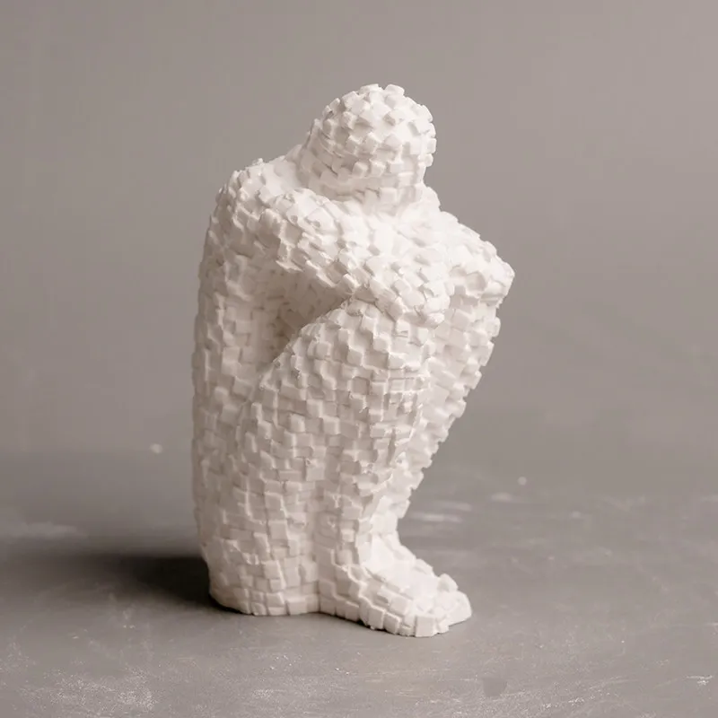 Nordic Simple Gypsum Thinker Sculpture Art Ornaments Living Room Entrance Wine Cabinet Tabletop Display Crafts Birthday Gifts