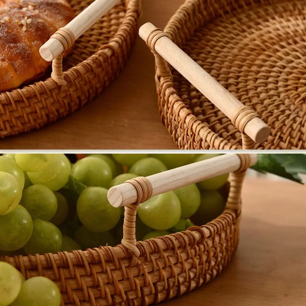 Handgewebtes Handgefertigtes Rattan-Tablett mit Griffen Umweltfreundliches Weiden-Serviertablett Runde Form Großes Fassungsvermögen Küchen-Organizer-Tablett