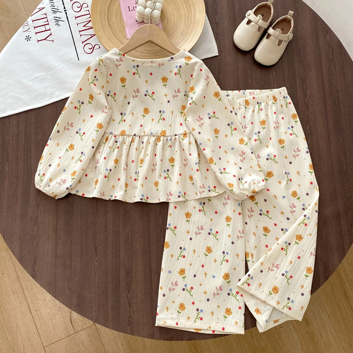 Humor Bear Mädchen-Kleidungssets, Herbst, Blumenmuster, offene Knopfleiste, langärmelige, gerade geschnittene Hosen, 2-teiliger Kinderkleidungsanzug – Detail 3