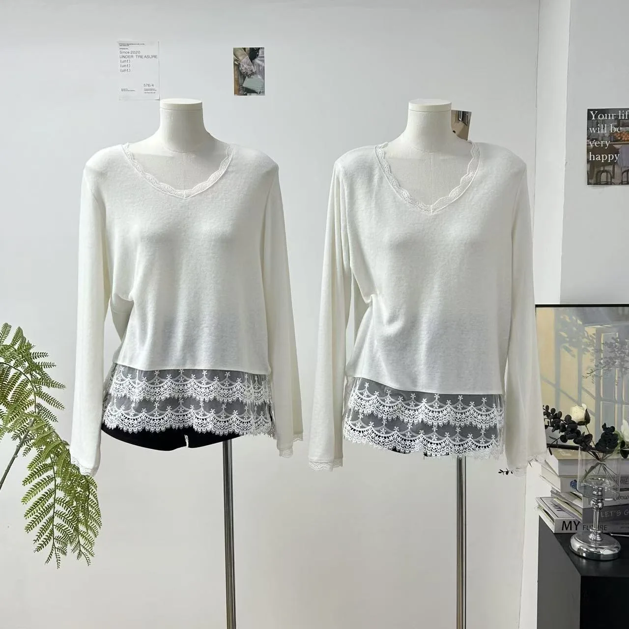 

Women's Autumn Winter Solid Color Lace V Neck Long Sleeve T Shirt Lady Elegant Two Layers Lace Hem Loose Basic Tee Top
