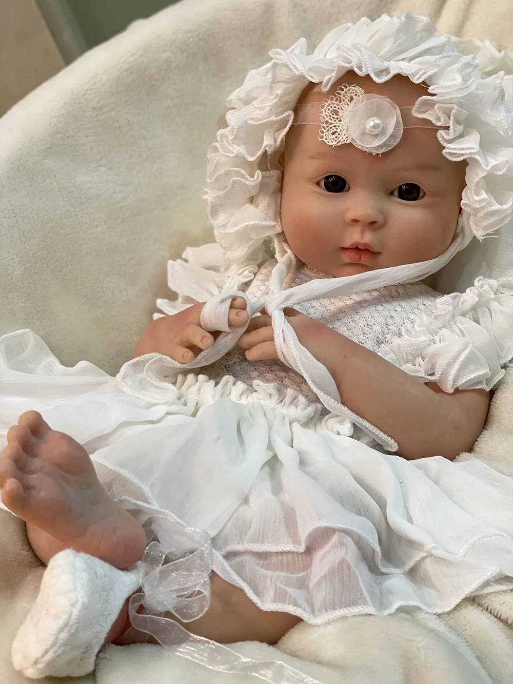 Attyi 18inch Full Body Solid Silicone Baby Girl Reborn Doll Handmade Painted Silicone Newborn Dolls bebê reborn de olho aberto