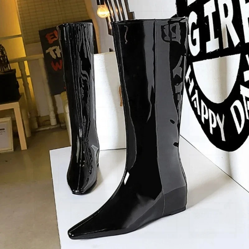 

Designer Women's Boots New Black Wedge Modern Boots Brand Fashion Shoes for Women Luxury Pointed Toe Long Knee Boots Botas Mujer