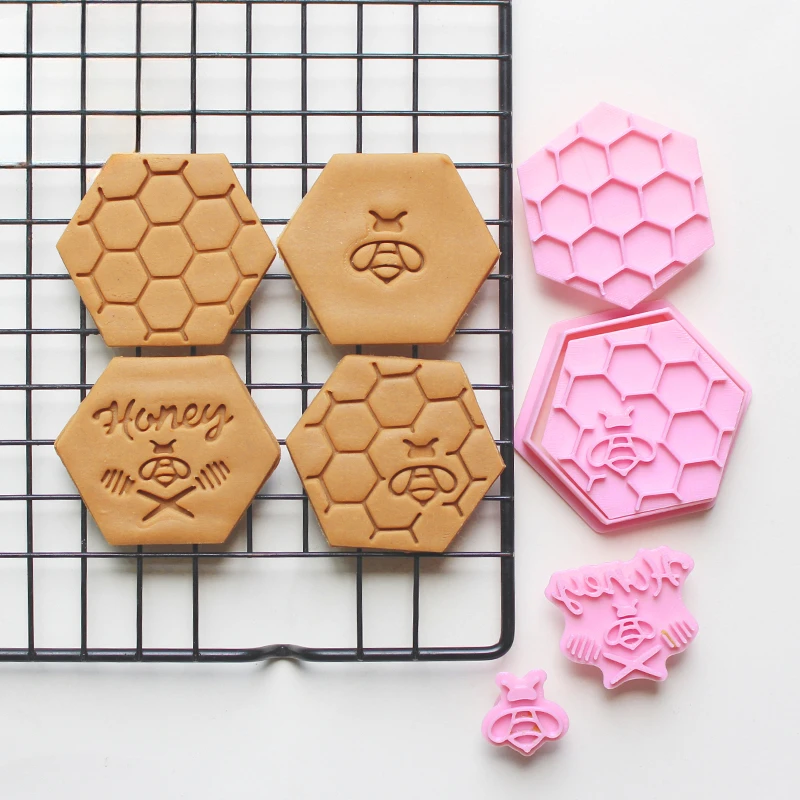 4Pcs/Set Cartoon Bee Cookie Cutters 3D Bee Honey Biscuit Mold Cookie Stamps Baking Mold DIY Kitchen Baking Cake Decoration Tools