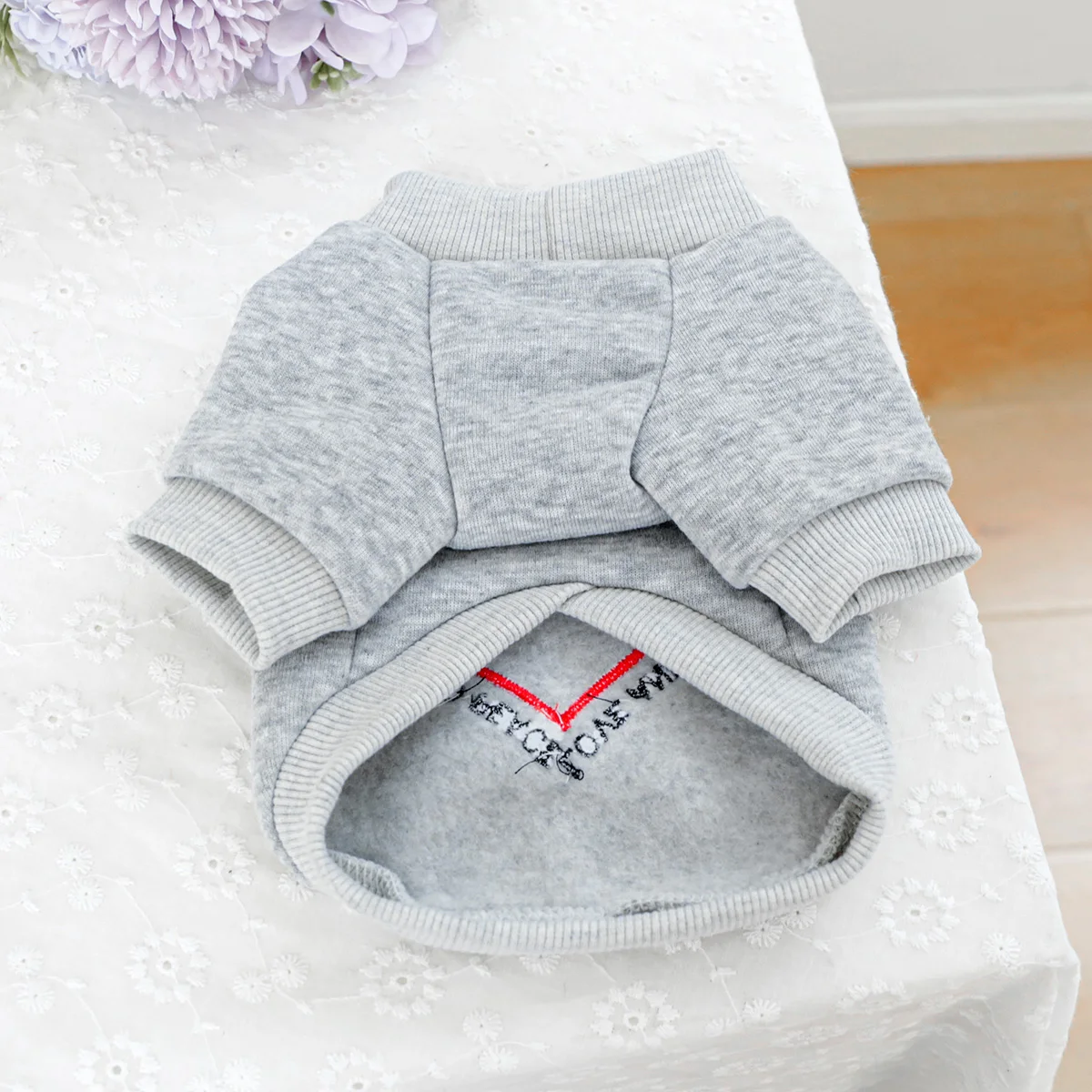 1PC Pet Clothing Spring and Autumn Gray Love and Peace Round Neck Shirt Suitable for Small and Medium sized Dogs