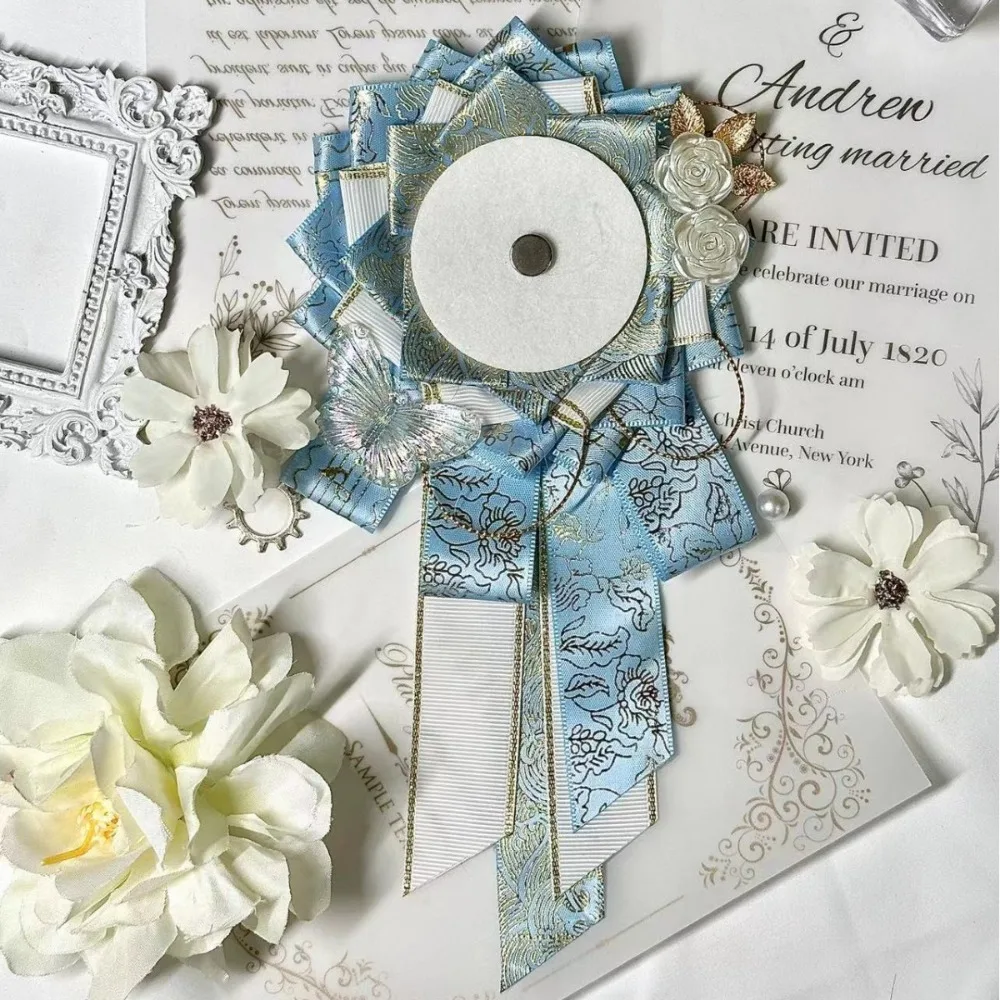 

High End Design Gorgeous Bar Holder Trailing Badge Holder Brooch Handmade Pain Bag DIY Decoration Cabbage Bar Holder Display