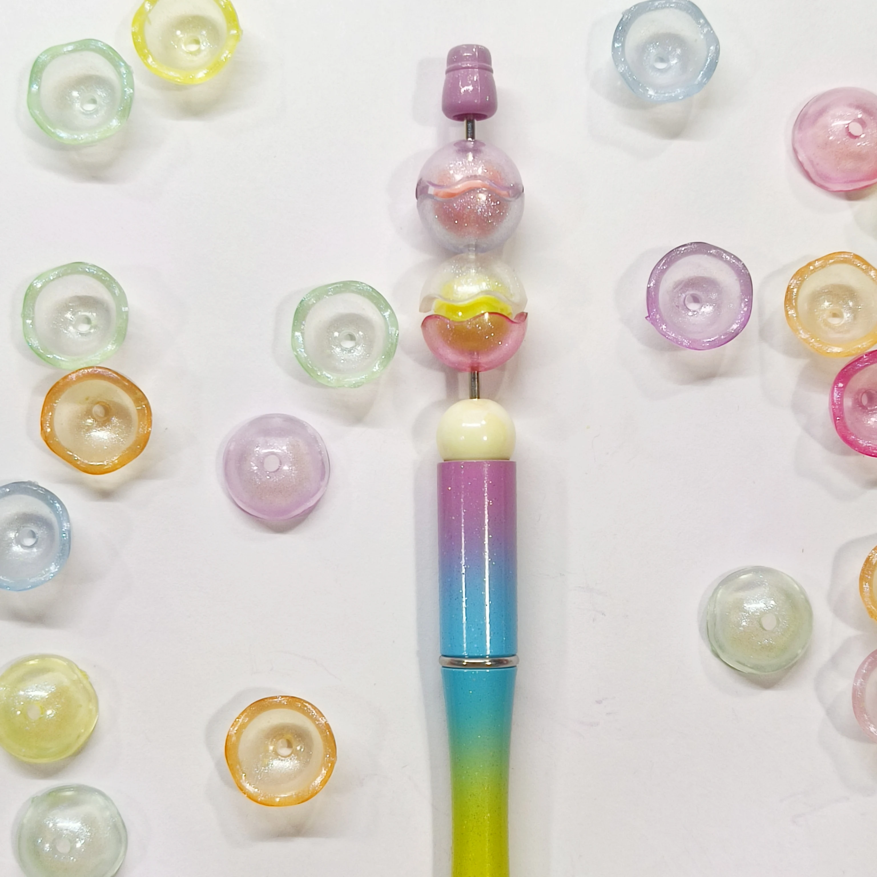 20pcs Acrylic Eggshell Shape Luminous Beads 16mm Transparent Color for Beaded Pen Accessories Stitchable Plastic Lucite Beads